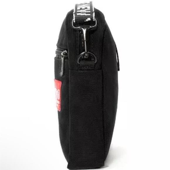 Manhattan Portage Signature "Emblem City Lights" Crossbody Bag in Black - Picture 3 of 8